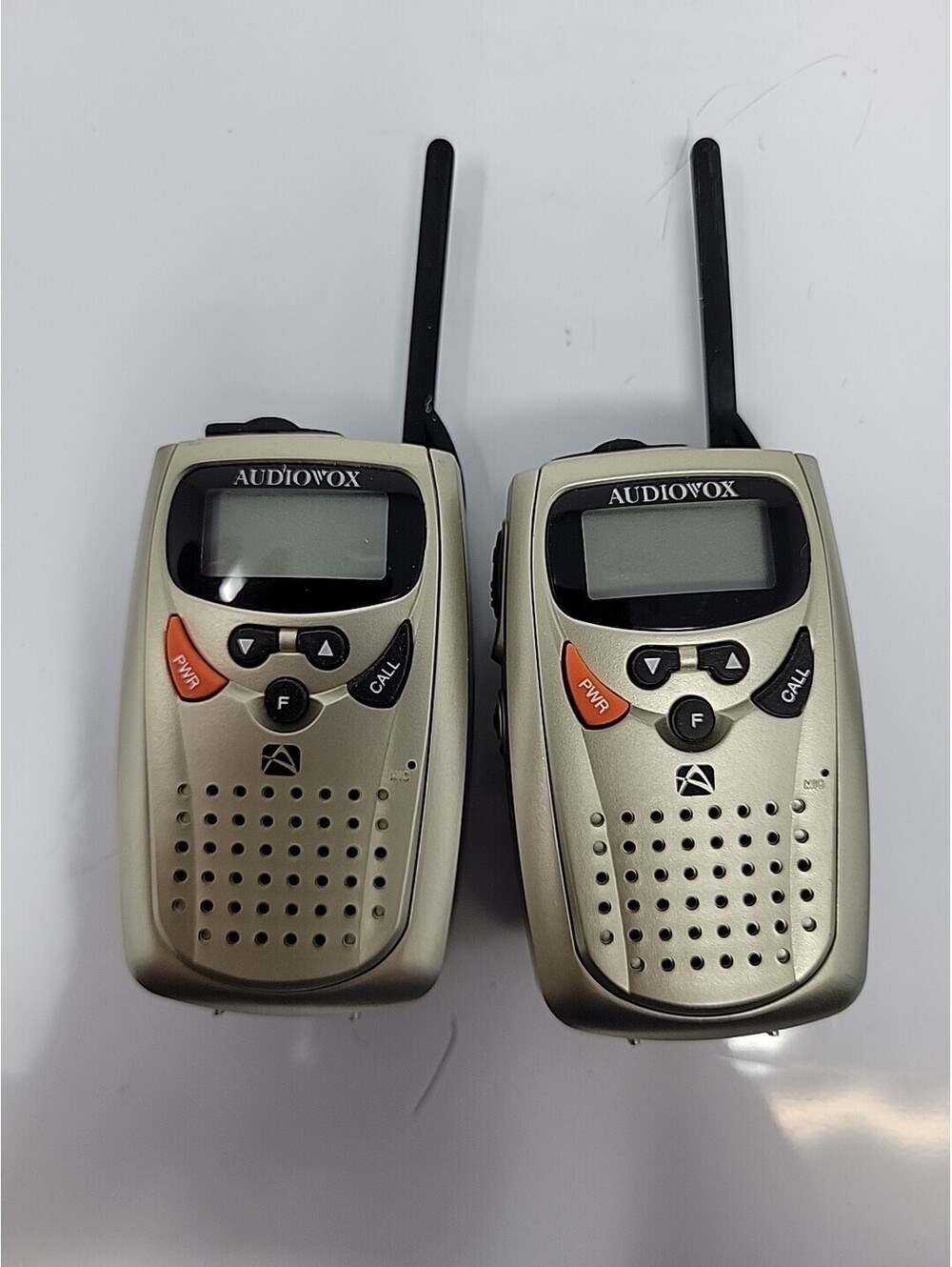 Working 2 Audiovox FR-530 Handheld Walkie Talkie 2Way Radios